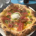 Oda ve Kahvaltı Rosa House 3*