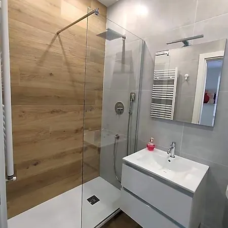 Rosa House 4*